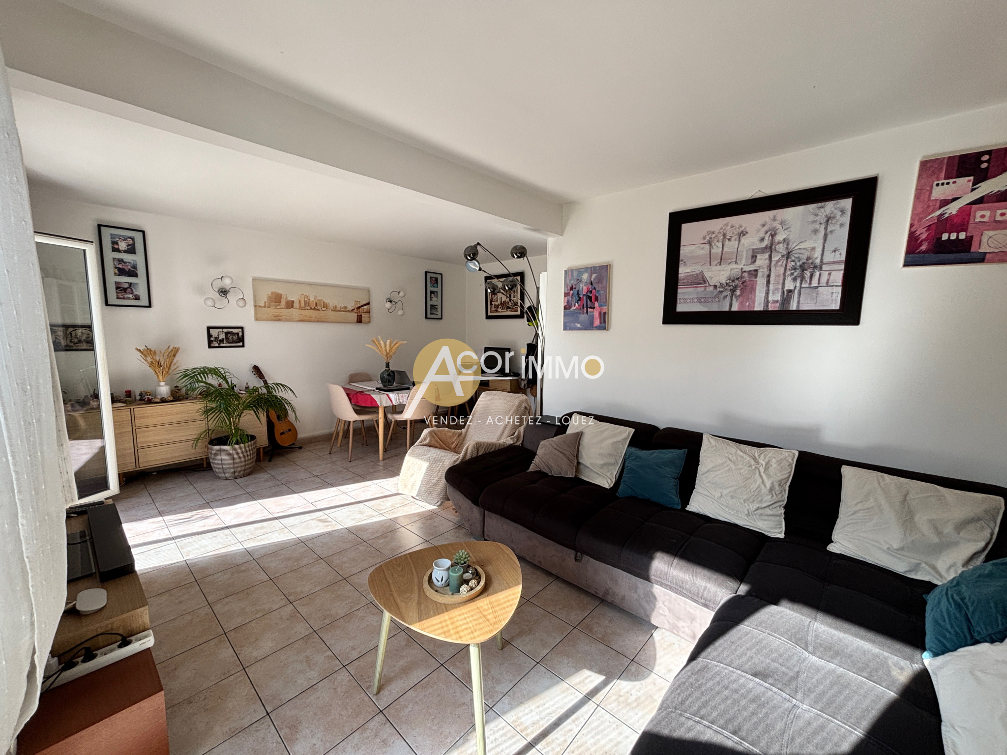 La Seyne-Sur-Mer Maison 6 pièces - 4 Chambres avec garage/ j